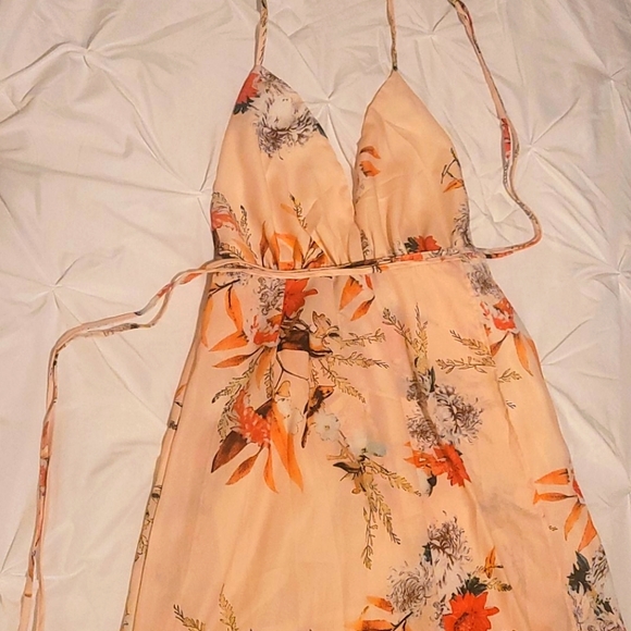 Backless/Wrap Floral Dress Size L - Picture 1 of 2